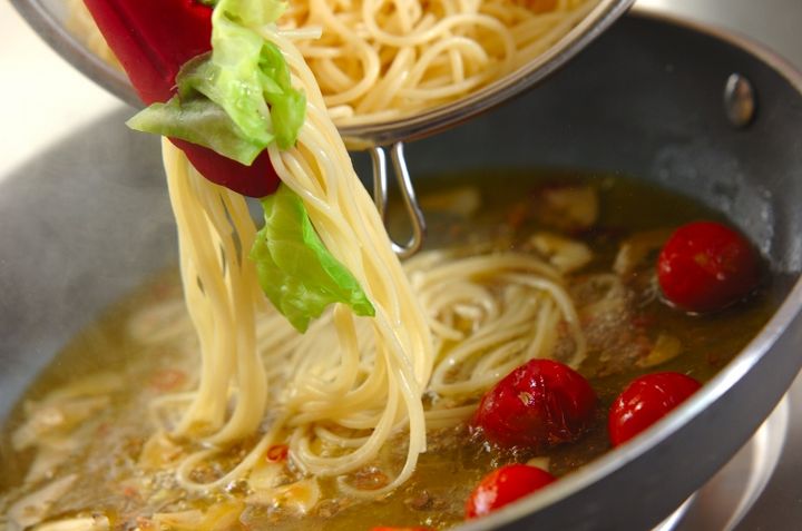 春キャベツのガーリックパスタの作り方3