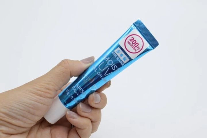 ダイソーの日焼け止めジェル モイスト D