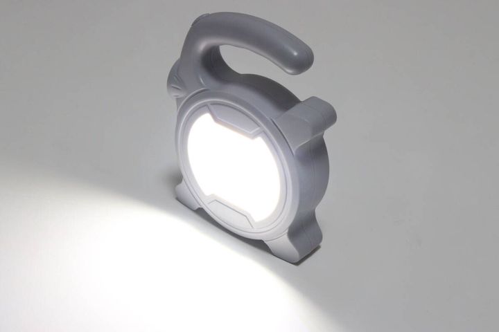 ダイソー 手持ちライト（グレー） 自立する