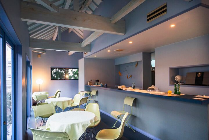 伊豆の海をイメージした爽やかなパステルカラーのカフェへ。下田の「Cafe Den」で手づくりスイーツを♪