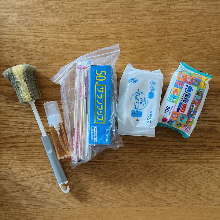 海外旅行用の食品と一緒に持込みたい食事・衛生グッズ。これがあるだけで快適さUP。