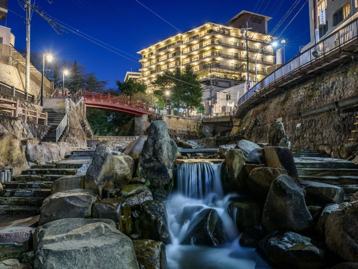 All About ニュース編集部が全国250人を対象に実施した「旅行先に関するアンケート」の調査結果から、春に行きたいと思う「兵庫県の旅行先」ランキングを発表！ 2位「有馬温泉」を抑えた1位は？