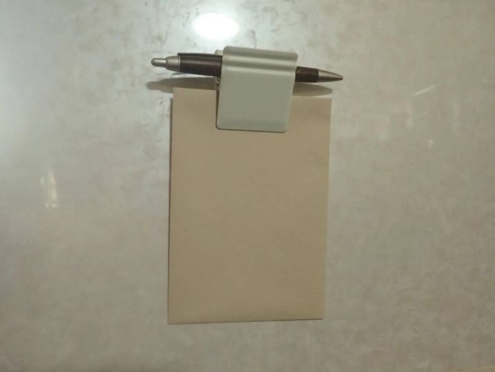 DAISO(ダイソー)：マグネットクリップ 大