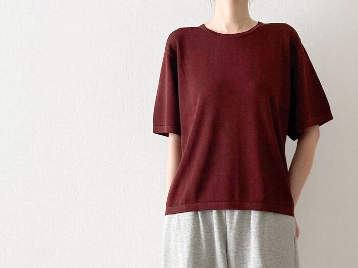 【ユニクロ：シー】40代・50代の「Tシャツ」コーデに大抜擢！1枚あると重宝しますよ♪