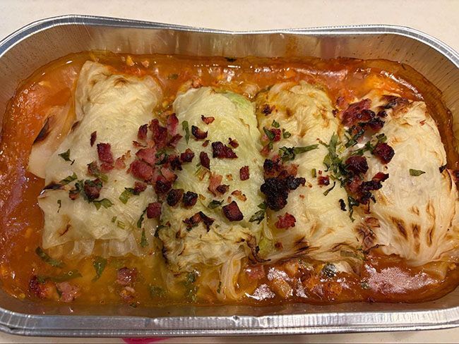 熱々のロールキャベツの完成