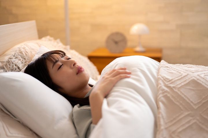 夜にぐっすり眠るには？（画像はイメージ）