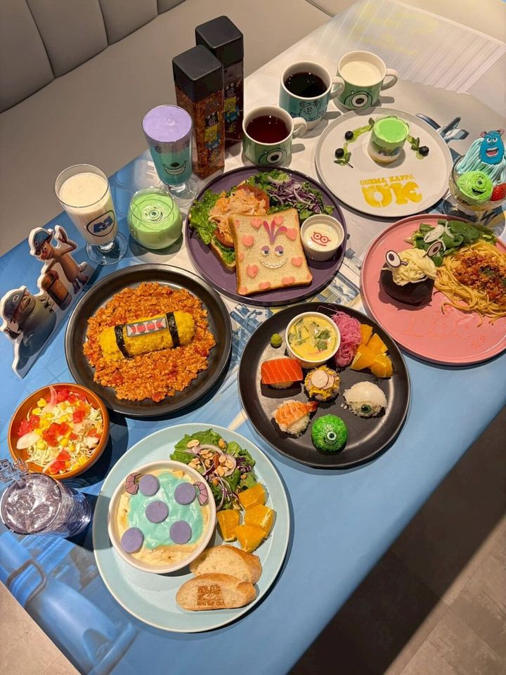 「モンスターズ・インク」OH MY CAFE