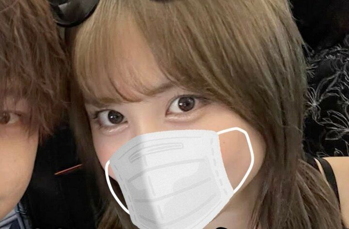 【写真・画像】TWICEモモ似の25歳美女の顔面に絶賛の声「これは可愛い」「笑ってる方が似てる」 1枚目