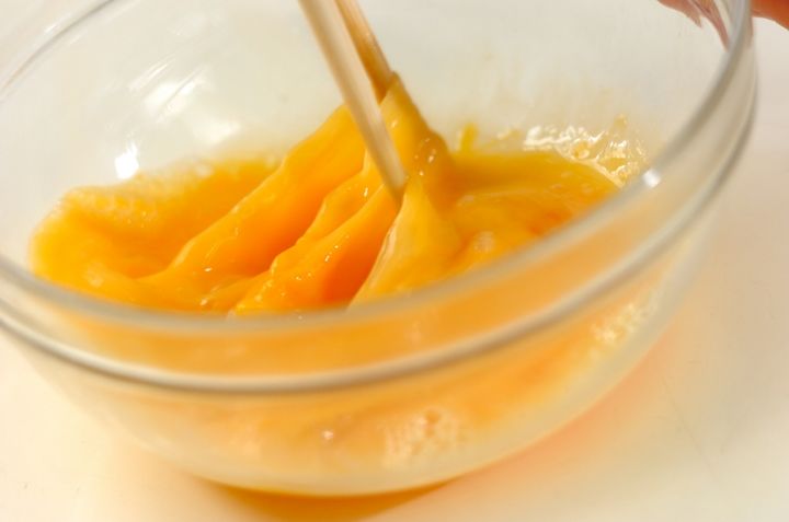 ニラとシラスの厚焼き卵の作り方1