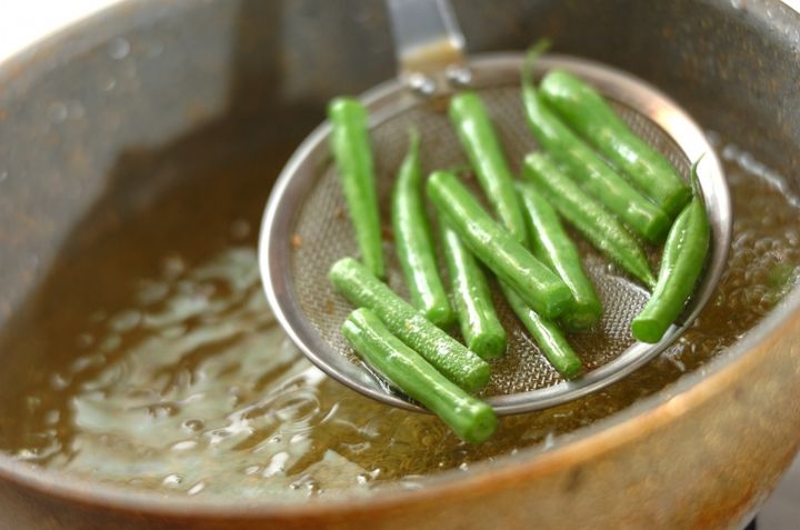 揚げ肉ジャガの作り方2