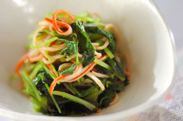 ミツバとカニカマのワサビ和え