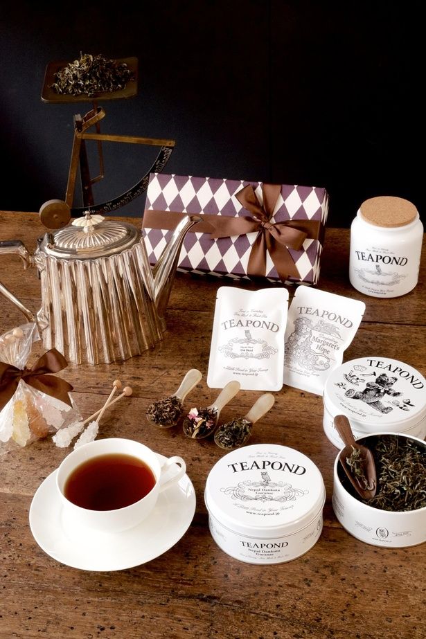 地下1階「紅茶専門店TEAPOND」(紅茶専門店)