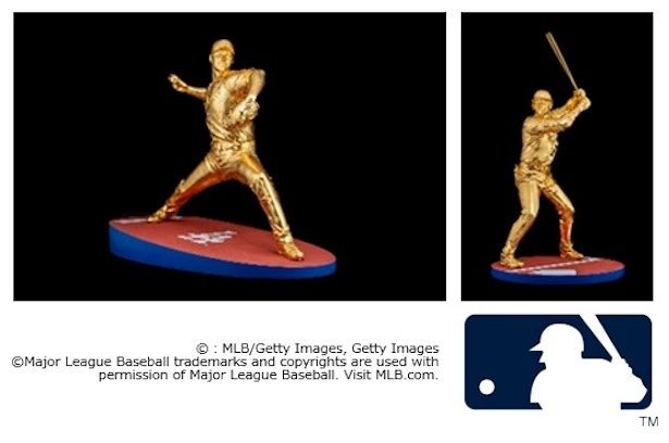 特別展示される大谷翔平選手の黄金像