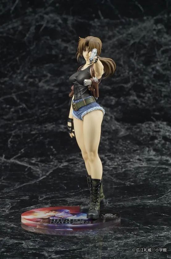 DIGSTA BLACK LAGOON レヴィ のフィギュア商品写真。レヴィ本体のポーズや造形が具体的にわかる画像。