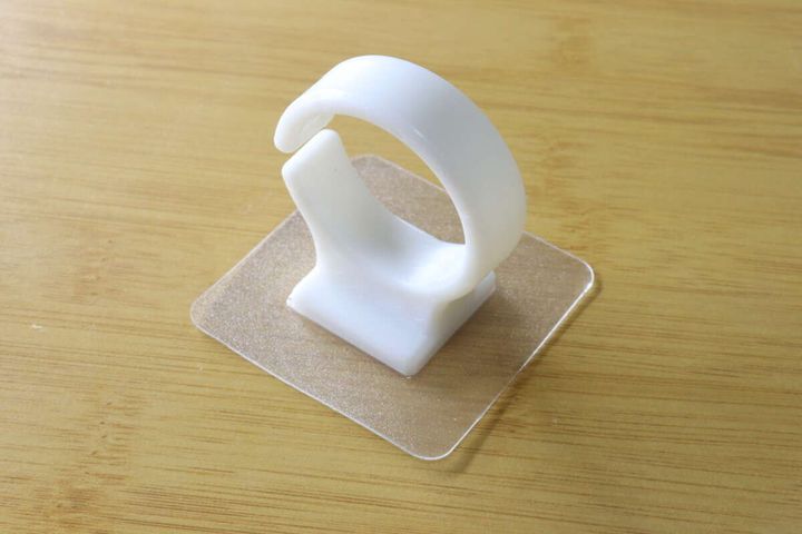 セリア 粘着シート ハンディファンホルダー