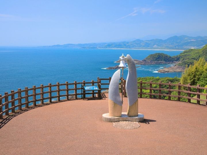 All About ニュース編集部が全国251人を対象に実施した「旅行先に関するアンケート」の調査結果から、【20代限定】春に行きたいと思う「宮崎県の旅行先」ランキングを発表！ 2位「願いが叶うクルスの海」を抑えた1位は？