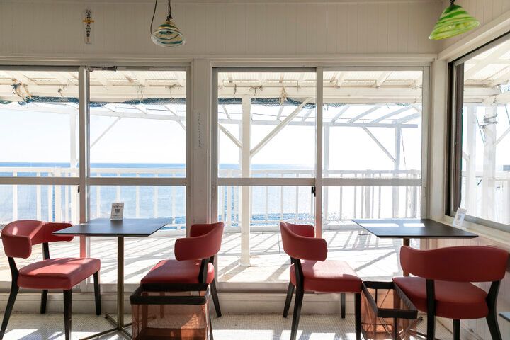 潮風と甘い香りに誘われる♪江の島の歴史を受け継ぐカフェ「江の島パンケーキ」