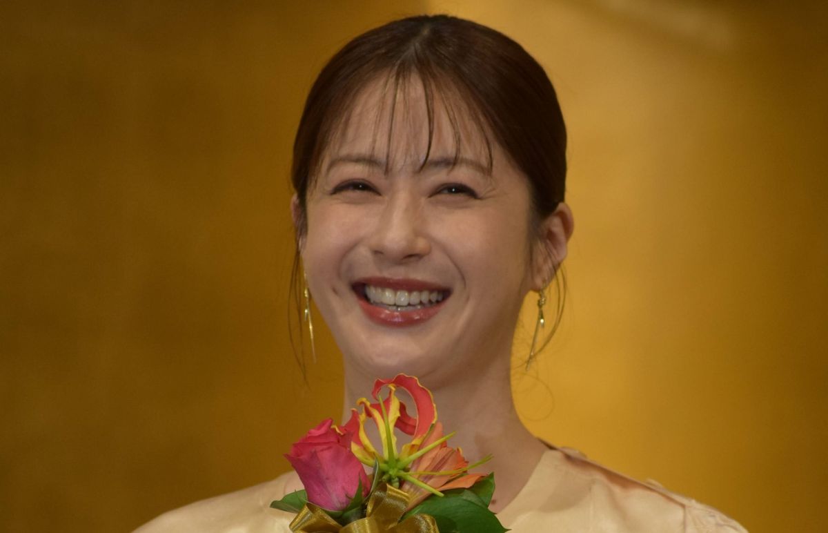 人気アイドルが挑む新ラブコメディに注目