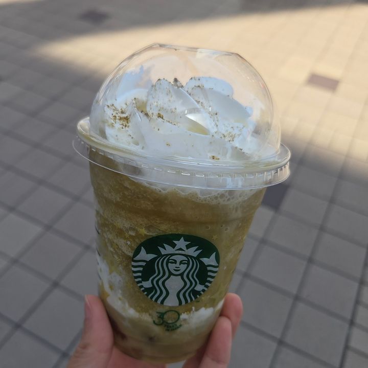 スタバのフラペチーノレビュー