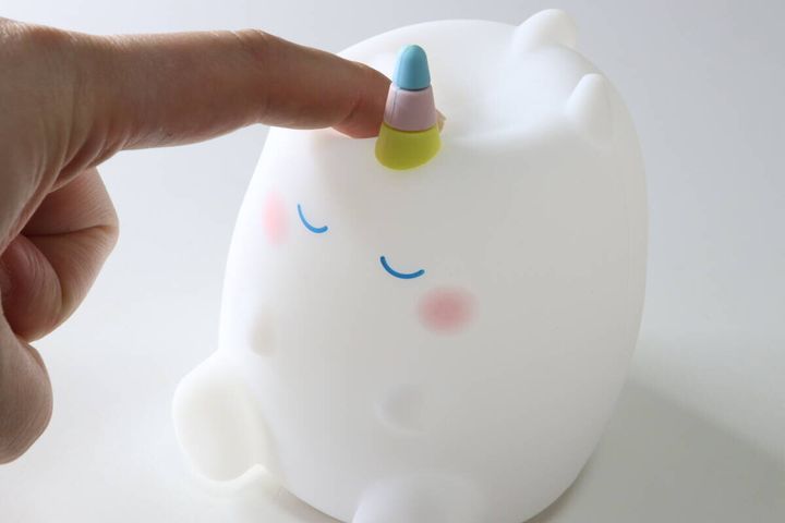 ダイソー センサーライト（ユニコーン） やわらかい