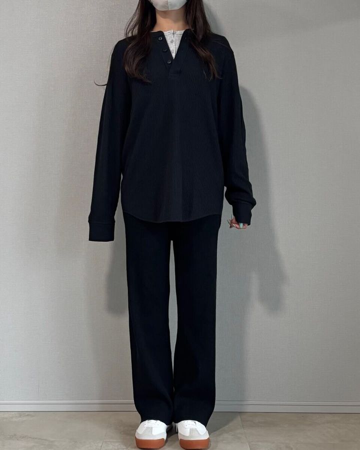 ユニクロ ワッフル×リブレイヤードコーデ 全身