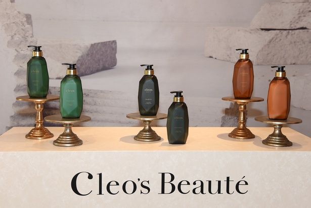 “宝石の原石”から着想を得た新ボトルデザインのシャンプー＆トリートメント 撮影：ソムタム田井