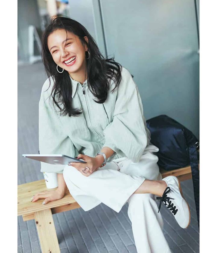 中越典子 ブルゾン パンツ 通勤コーデ