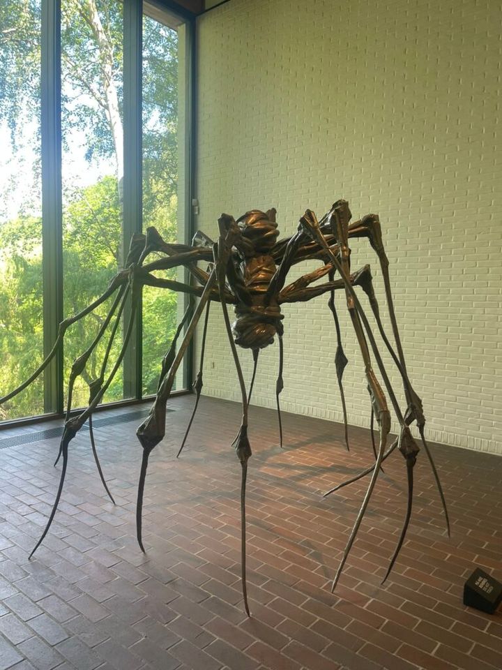 ルイーズ・ブルジョワのスパイダーカップル