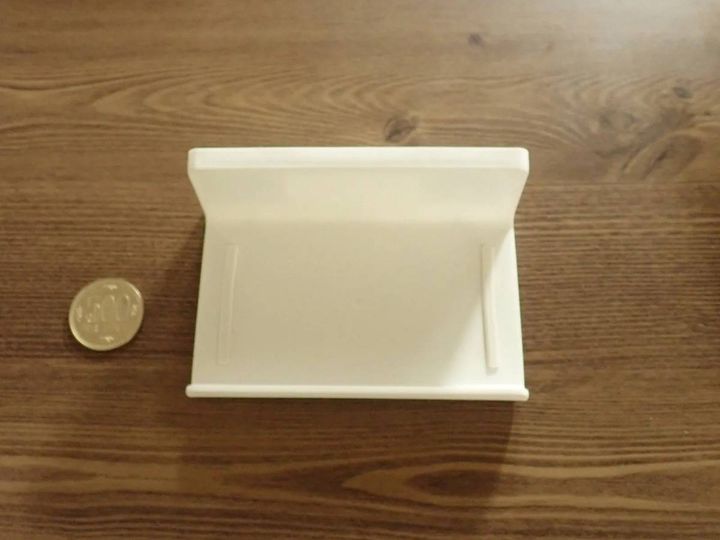 DAISO(ダイソー)：ラップホルダー(マグネット)