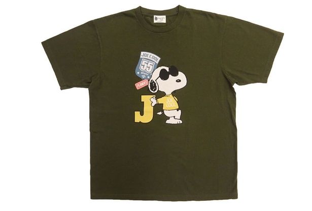 「Tシャツ フリーサイズ カーキ」(3960円)
