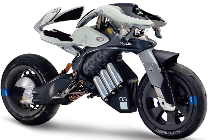 【MOTOROiD （2017年発表／ヤマハ）】