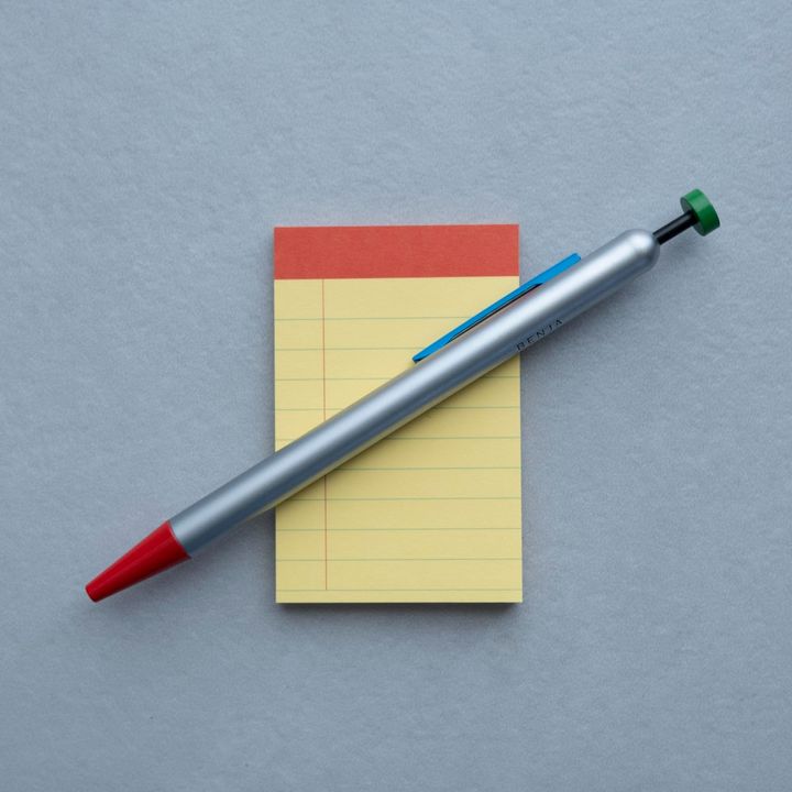 〈BENJA〉のオヴニーペン