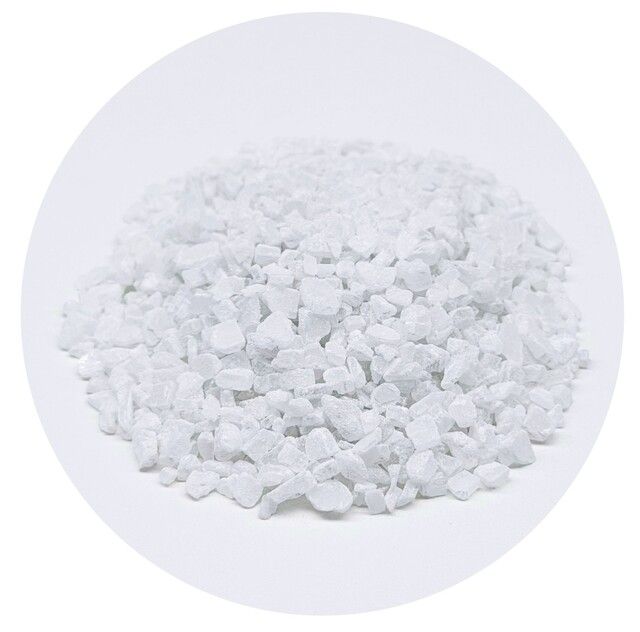 体を温める効果で知られるホットゆずシナモンエキス※3とミネラル豊富な死海の塩を配合