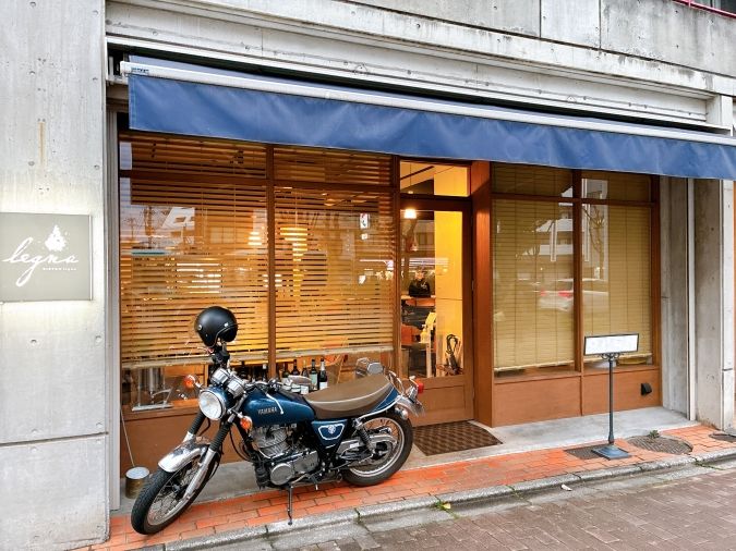 ビストロレグナ 外観