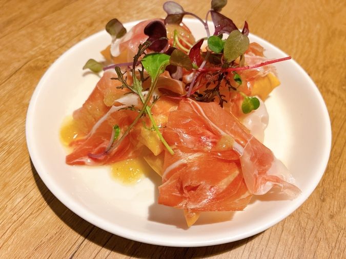 ビストロレグナ チャーム