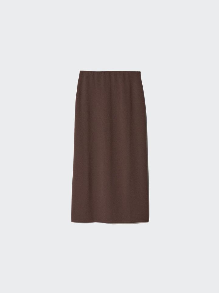 ユニクロ クレープジャージーナロースカート 2990円（税込）