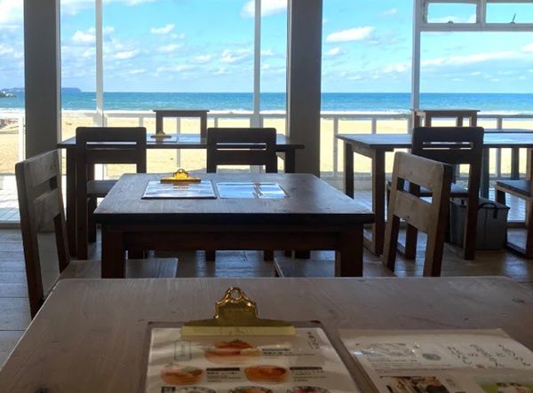 【福岡県福津市】「オ魚ソウル」に「紅白こぼれ枡海鮮丼」が登場！1日限定10食の華やかな海鮮丼