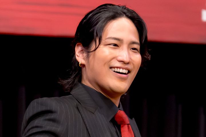 ミュージカル『ミス・サイゴン』製作発表記者会見に出席した桐山照史 クランクイン！ width=