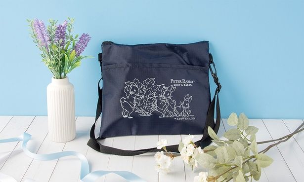 雨や汚れに強いテントクロス素材のサコッシュがノベルティに登場