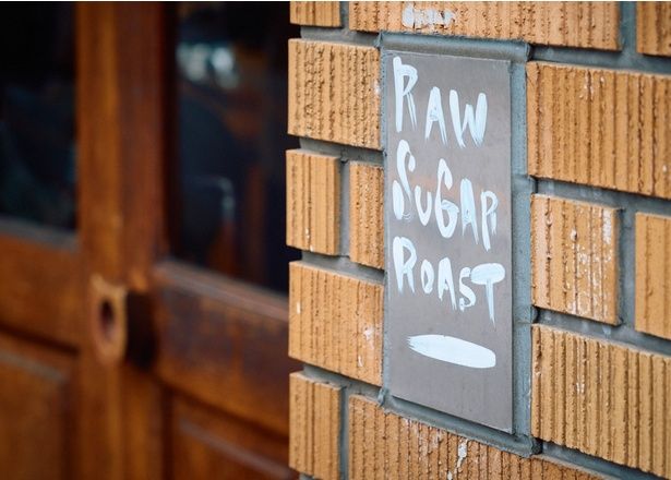 8時からの営業で朝利用にも最適。軽食やスイーツもある