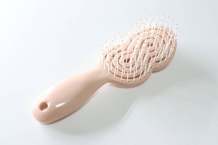 髪が乾きやすいピンヘアブラシ