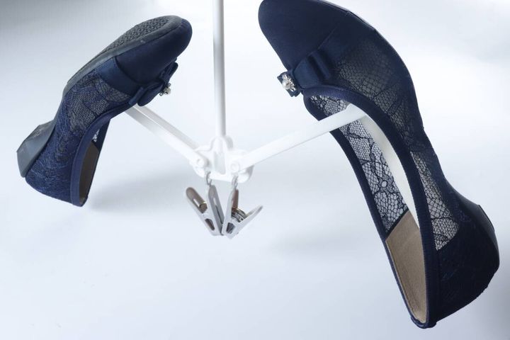 ダイソー 折り畳みシューズハンガー 展開 使用例