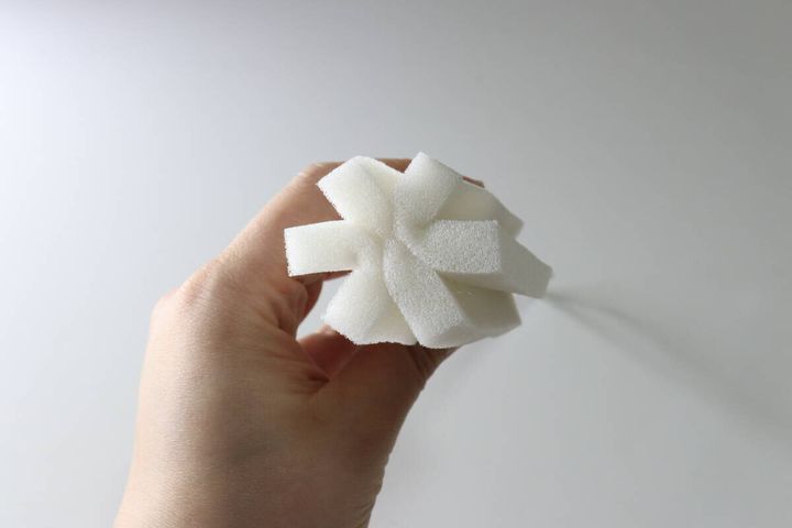 ダイソー ミニボトル洗いスポンジ 作り