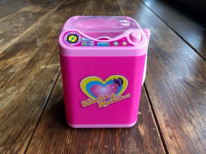 ダイソーの「ミニ洗濯機」