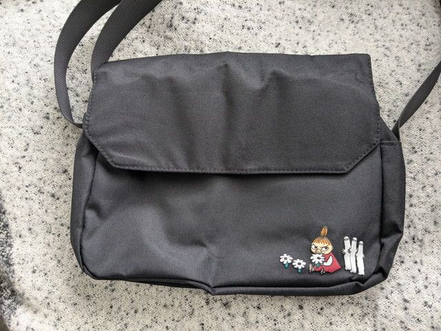 ショルダーバッグ