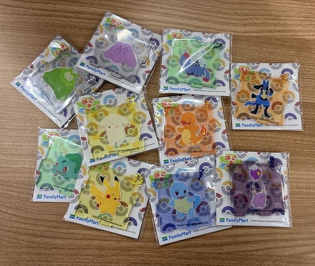 アクリルパズルキーホルダーは第1弾と第2弾に配布期間が分かれているので注意！