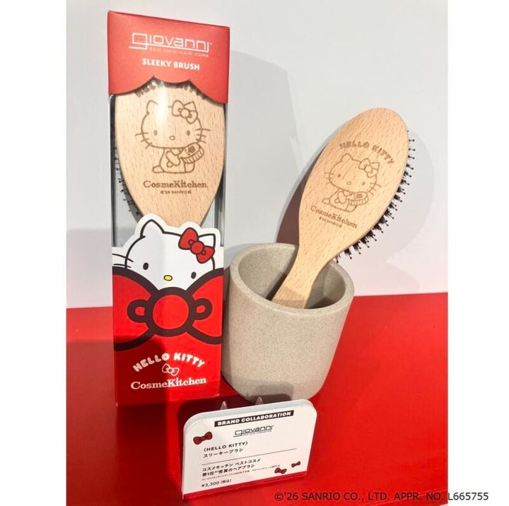 ＜HELLO KITTY＞スリーキーブラシ 【giovanni】 3,300円(税込)