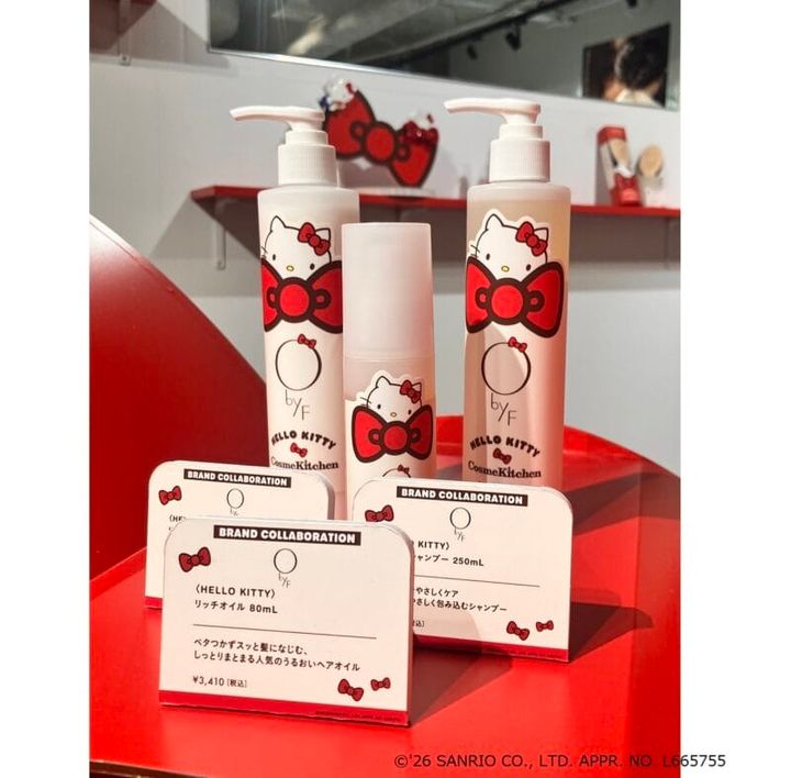 ＜HELLO KITTY＞モイストシャンプー 250ｍL【ObyF】 3,080円(税込) ＜HELLO KITTY＞リペアトリートメント 250g【ObyF】 3,630円(税込) ＜HELLO KITTY＞リッチオイル 80mL【ObyF】 3,410円(税込)