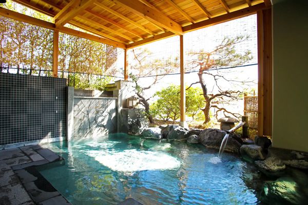 【静岡県伊東市】ホテルラヴィエ川良に、春の訪れを祝うバイキング登場！バイキング付き宿泊プランも