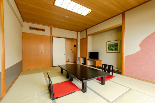 【静岡県伊東市】ホテルラヴィエ川良に、春の訪れを祝うバイキング登場！バイキング付き宿泊プランも